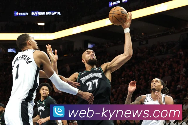 融合数据分析与球队走势判断的世界杯竞猜高胜率预测方法解析数据研判